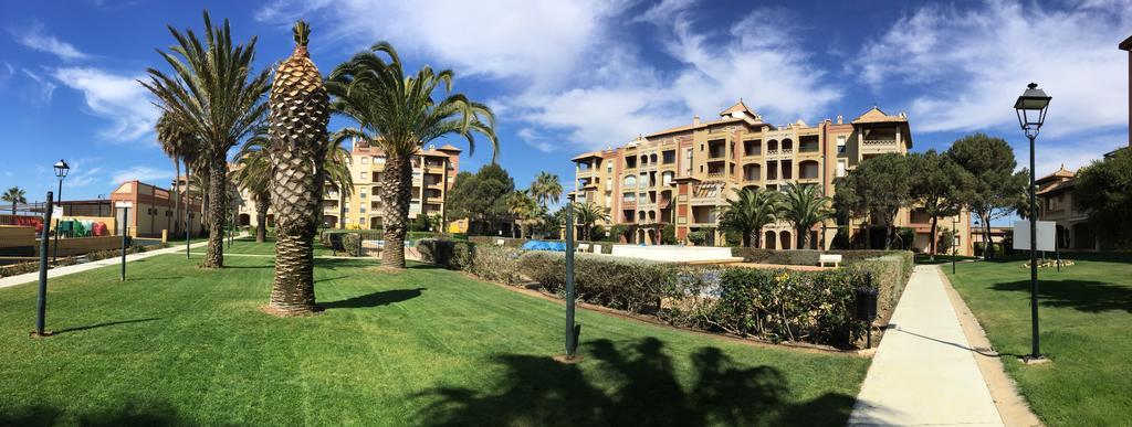 Apartamentos Isla Canela
